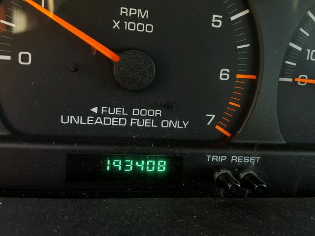 1C4GJ44G4YB765898 - 2000 CHRYSLER GRAND VOYA Gümüş foto 8