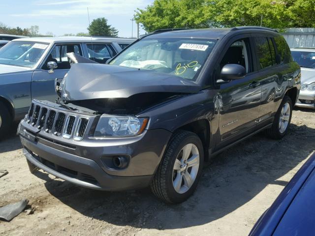 1C4NJCBA0HD124736 - 2017 JEEP COMPASS SP GRAY photo 2