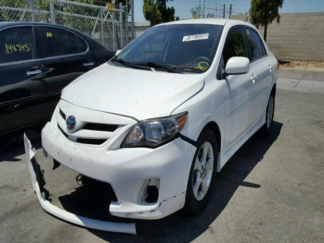 2T1BU4EE7BC610222 - 2011 TOYOTA COROLLA WHITE photo 2