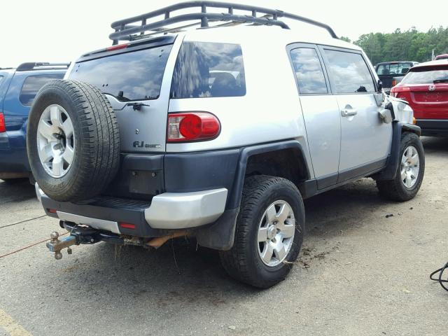 JTEBU11FX8K051832 - 2008 TOYOTA FJ CRUISER SILVER photo 4