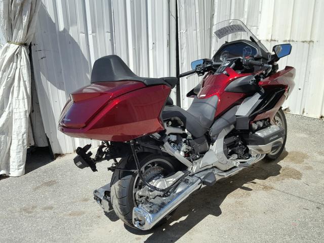 JH2SC7907JK000750 - 2018 HONDA GL1800 RED photo 4