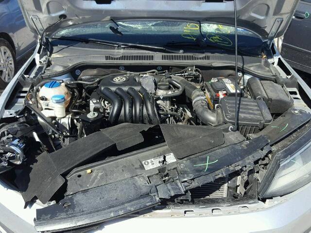 3VW2K7AJ3FM323822 - 2015 VOLKSWAGEN JETTA BASE 银色 照片 7