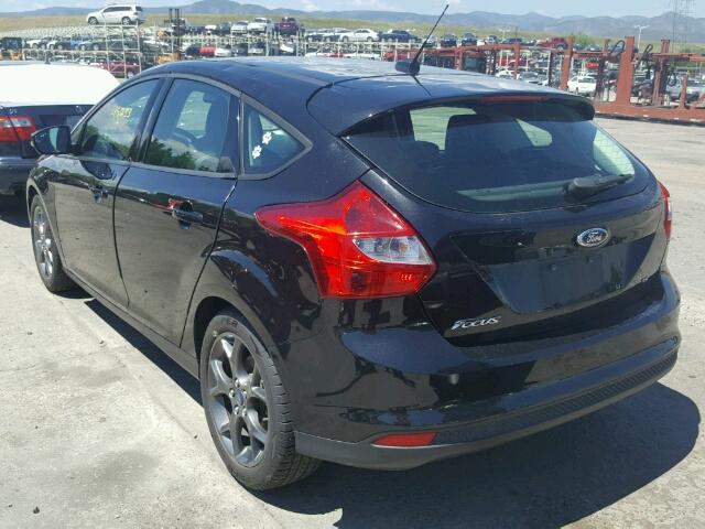 1FADP3K29DL280136 - 2013 FORD FOCUS SE BLACK photo 3