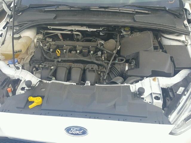 1FADP3J27FL305698 - 2015 FORD FOCUS TITA WHITE photo 7