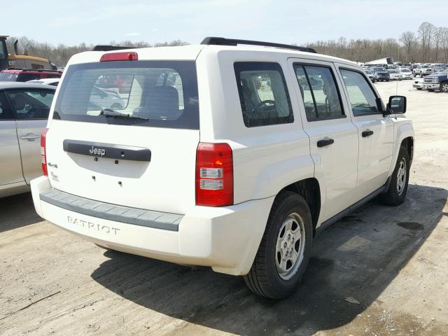 1J8FF28W08D729514 - 2008 JEEP PATRIOT SP WHITE photo 4