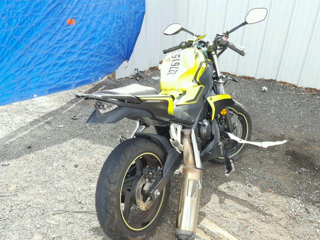 MLHNC5100G5200041 - 2016 HONDA CBR300 R YELLOW photo 4