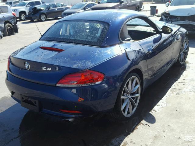 WBALM7C53BE383243 - 2011 BMW Z4 SDRIVE3 BLUE photo 4