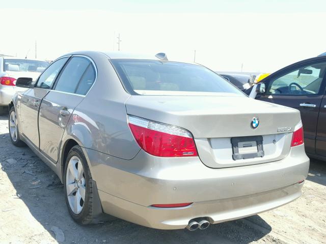 WBANV13548C150494 - 2008 BMW 528 XI CREAM photo 3