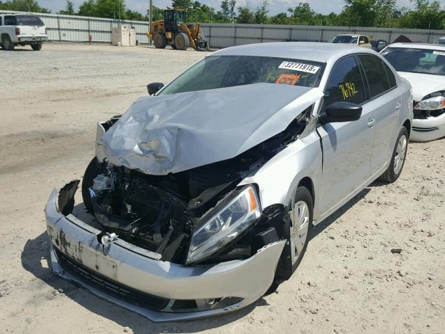 3VW1K7AJ0BM325212 - 2011 VOLKSWAGEN JETTA BASE 银色 照片 2