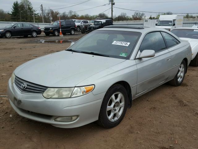 2T1CF28P92C591849 - 2002 TOYOTA CAMRY SOLA SILVER photo 2