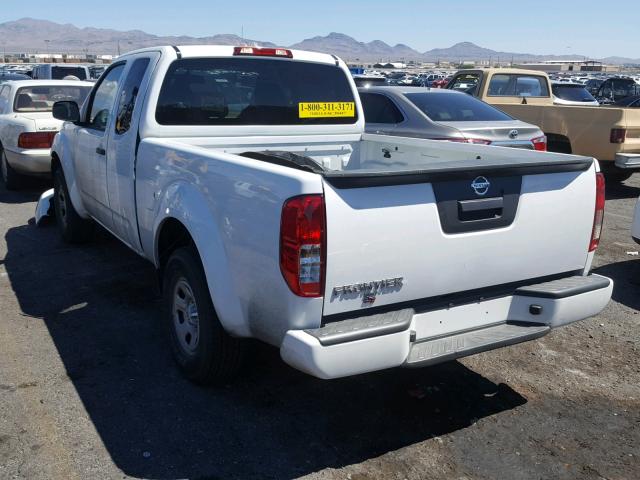 1N6BD0CT1HN763689 - 2017 NISSAN FRONTIER S WHITE photo 3