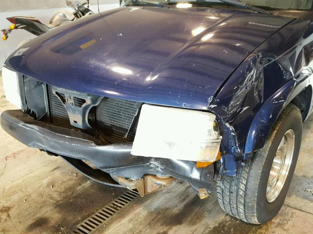 1GKCS18W01K144664 - 2001 GMC JIMMY BLUE photo 9