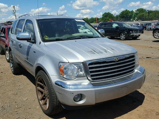 1A8HW58228F120646 - 2008 CHRYSLER ASPEN SILVER photo 9