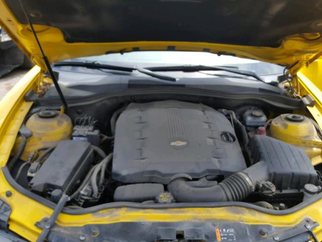 2G1FA1E36D9187278 - 2013 CHEVROLET CAMARO LS YELLOW photo 7