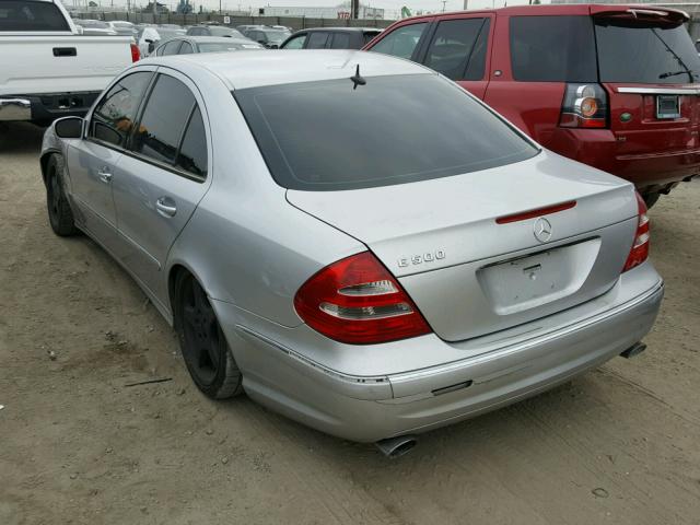 WDBUF70J55A757252 - 2005 MERCEDES-BENZ E 500 SILVER photo 3