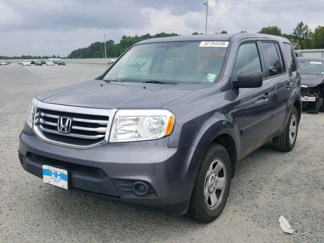 5FNYF3H27FB032317 - 2015 HONDA PILOT LX GRAY photo 2