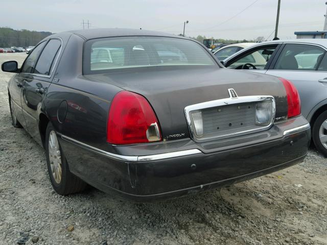 1LNHM82W05Y629284 - 2005 LINCOLN TOWN CAR S BLACK photo 3