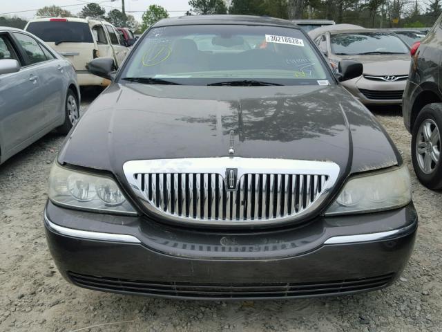 1LNHM82W05Y629284 - 2005 LINCOLN TOWN CAR S BLACK photo 9