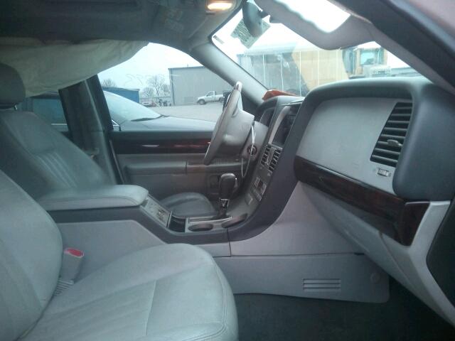 5LMEU68H94ZJ38430 - 2004 LINCOLN AVIATOR 灰色 照片 5