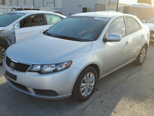 KNAFT4A20D5724916 - 2013 KIA FORTE LX SILVER photo 2