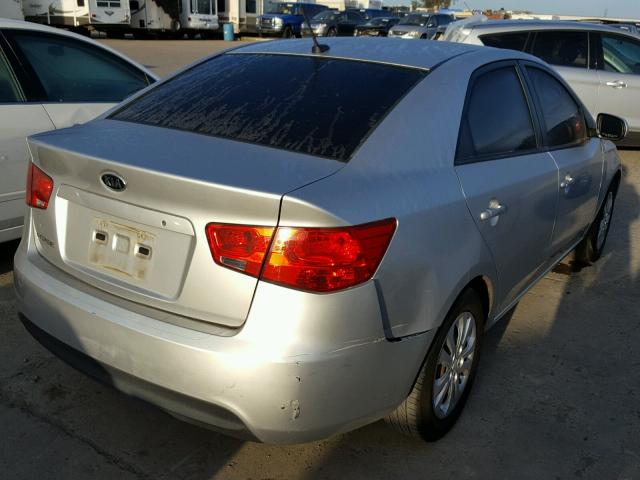 KNAFT4A20D5724916 - 2013 KIA FORTE LX SILVER photo 4