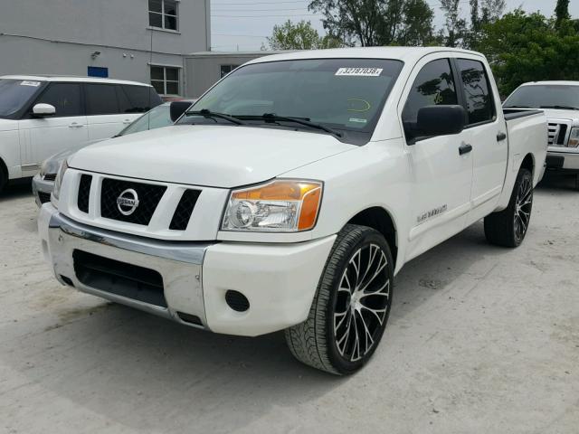 1N6AA0EK1CN326342 - 2012 NISSAN TITAN S WHITE photo 2