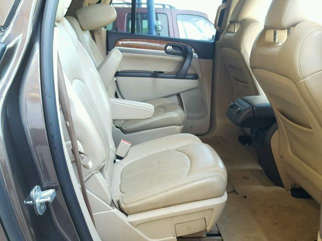 5GAKVCED8CJ402789 - 2012 BUICK ENCLAVE BROWN photo 6