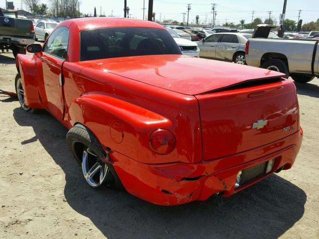 1GCES14HX5B115058 - 2005 CHEVROLET SSR RED photo 3