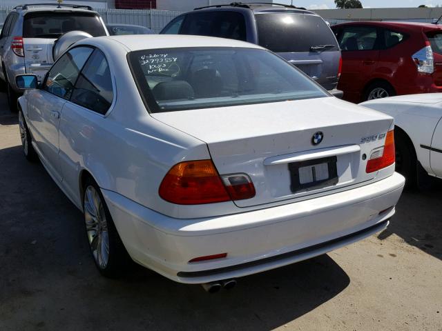 WBABN53401JU34837 - 2001 BMW 330 CI WHITE photo 3