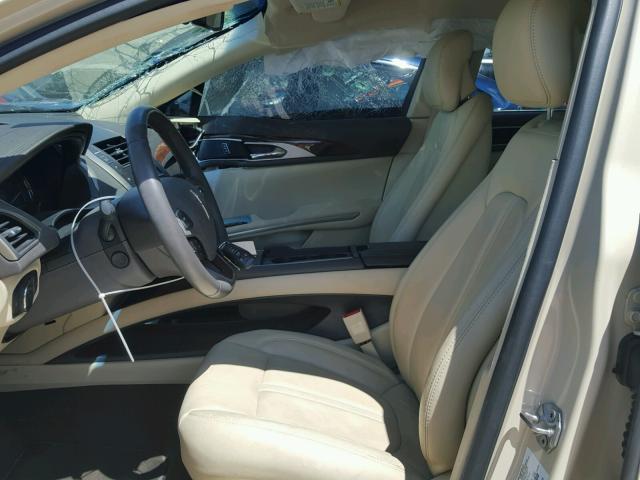 3LN6L2LU0FR623781 - 2015 LINCOLN MKZ HYBRID BEIGE photo 5