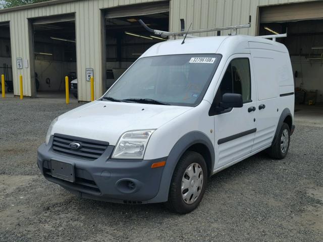 NM0LS7AN0DT157880 - 2013 FORD TRANSIT CO WHITE photo 2