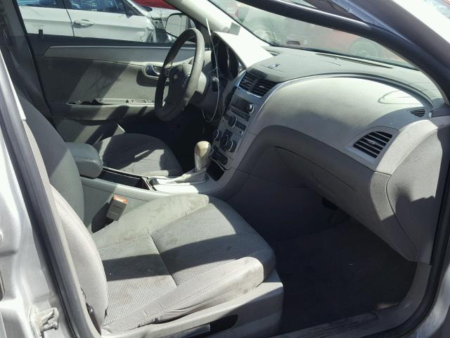 1G1ZC5E01CF119786 - 2012 CHEVROLET MALIBU 1LT 银色 照片 5