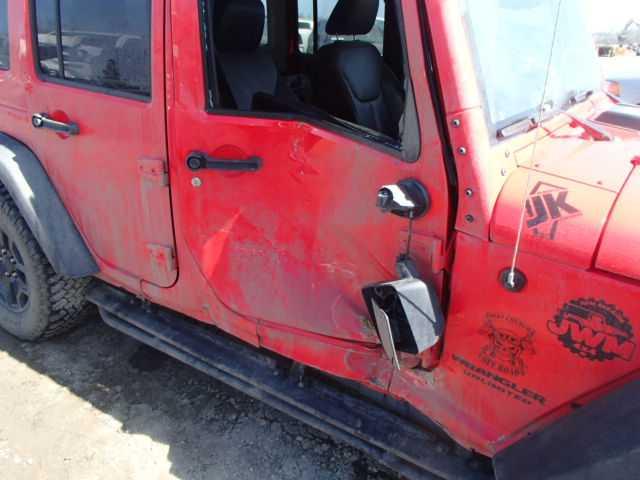 1C4BJWEG8DL563395 - 2013 JEEP WRANGLER U RED photo 9