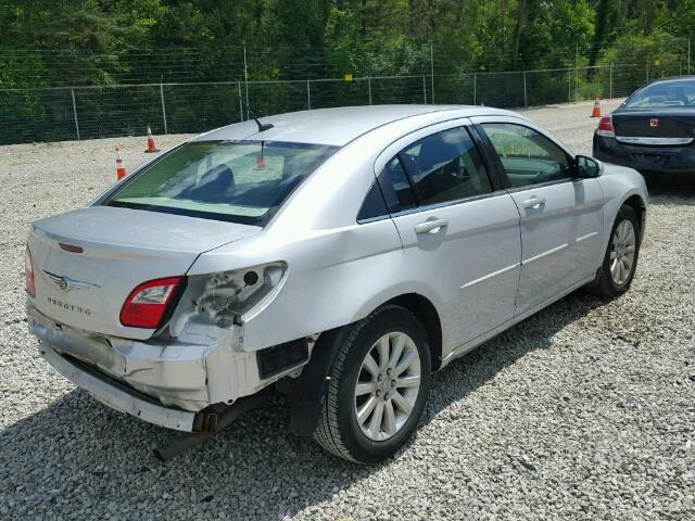 1C3CC5FD6AN196871 - 2010 CHRYSLER SEBRING LI SILVER photo 4