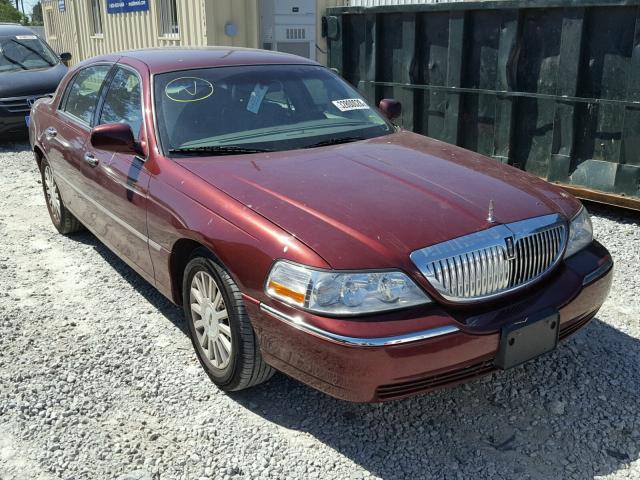 1LNHM81W93Y670821 - 2003 LINCOLN TOWN CAR E BURGUNDY photo 1