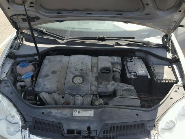 3VWJZ7AJXAM080171 - 2010 VOLKSWAGEN JETTA S 银色 照片 7