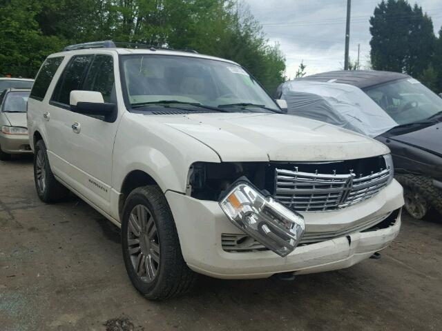5LMFU27528LJ11907 - 2008 LINCOLN NAVIGATOR WHITE photo 1