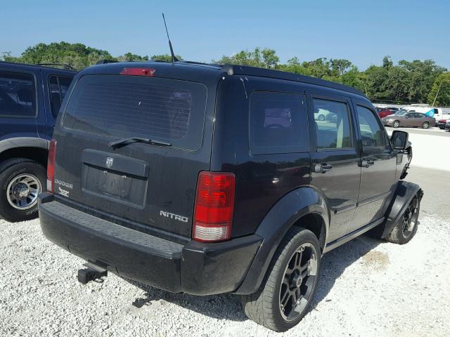 1D4PT2GK9BW521830 - 2011 DODGE NITRO SE BLACK photo 4