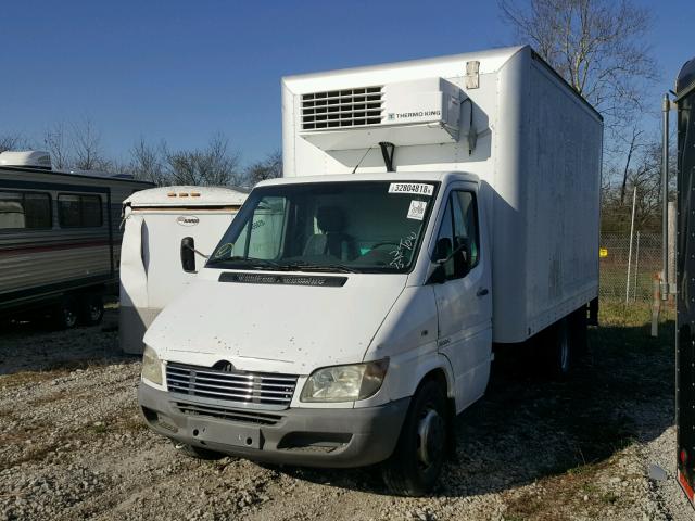 WDPPD944565901910 - 2006 FREIGHTLINER SPRINTER WHITE photo 2