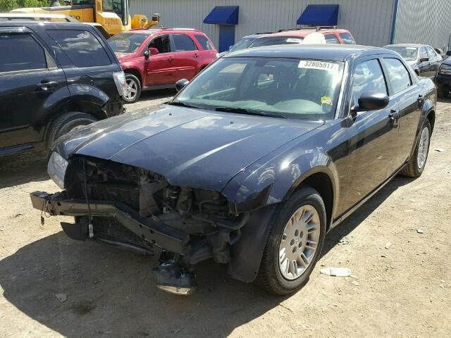 2C3LA43R67H668858 - 2007 CHRYSLER 300 BLACK photo 2