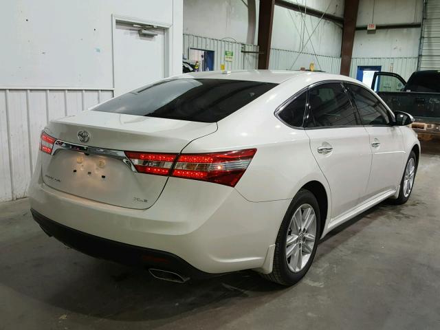 4T1BK1EB7FU179198 - 2015 TOYOTA AVALON XLE 白色 照片 4
