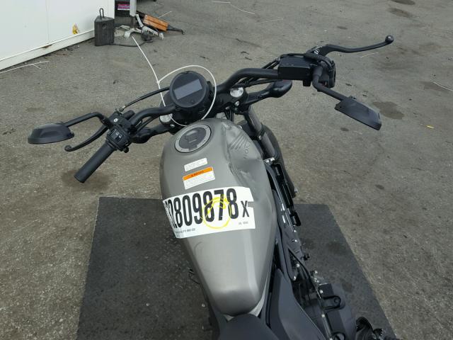 MLHPC5650J5100199 - 2018 HONDA CMX500 A GRAY photo 5