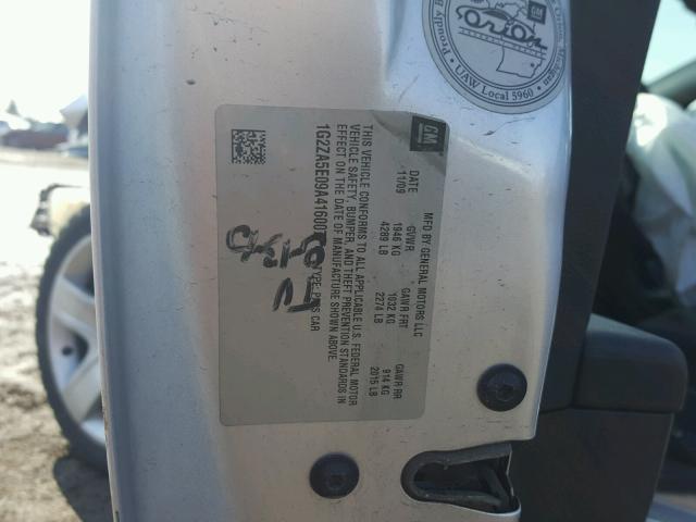 1G2ZA5E09A4160077 - 2010 PONTIAC G6 SILVER photo 10