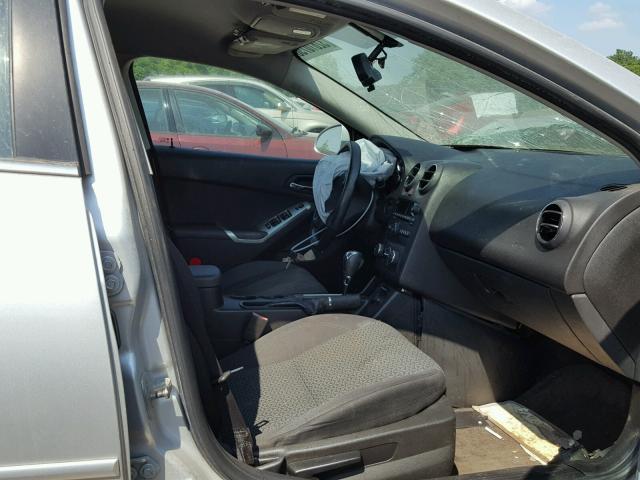 1G2ZA5E09A4160077 - 2010 PONTIAC G6 SILVER photo 5