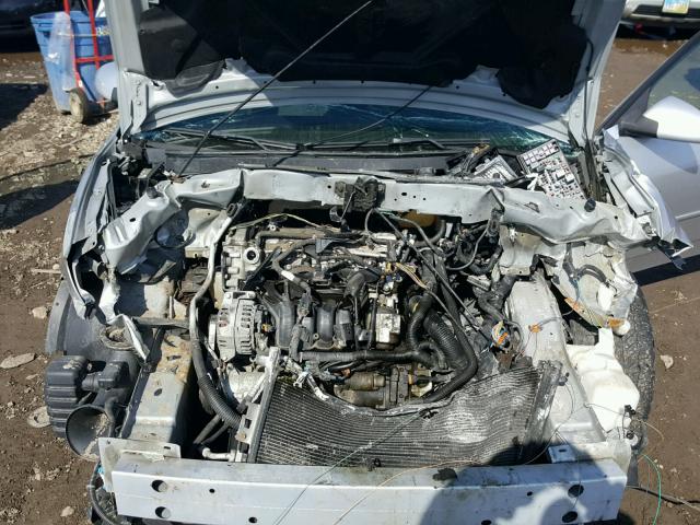 1G2ZA5E09A4160077 - 2010 PONTIAC G6 SILVER photo 7