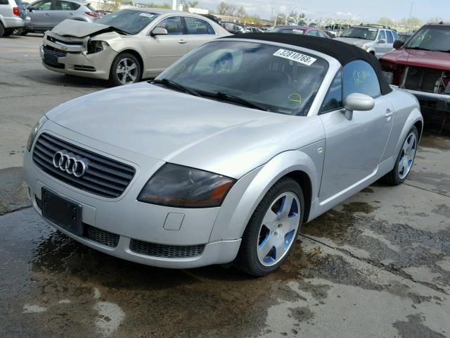 TRUUT28N011005754 - 2001 AUDI TT QUATTRO SILVER photo 2