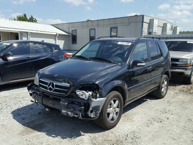 4JGAB75E34A515968 - 2004 MERCEDES-BENZ ML 500 BLACK photo 2