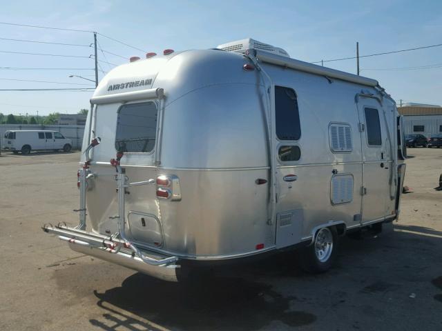 1STCFAA10GJ533951 - 2016 AIRS INTERNATIO 银色 照片 4