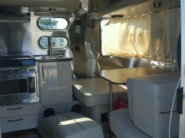 1STCFAA10GJ533951 - 2016 AIRS INTERNATIO 银色 照片 6