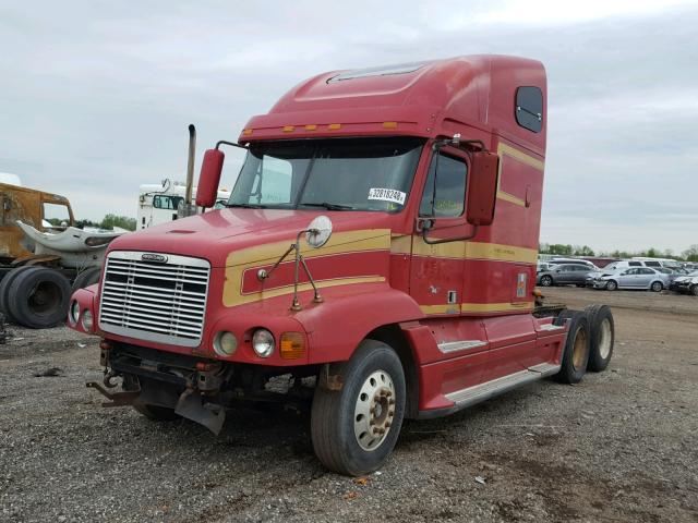 1FUYSSEBXYLF80446 - 2000 FREIGHTLINER CONVENTION RED photo 2